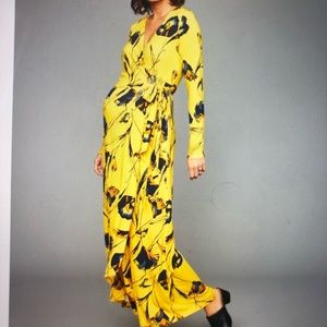 A pea in the pod maxi maternity dress